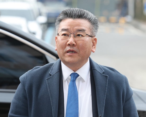 '관저 부실감사 혐의' <b>유병호 구속 심사</b>...최재형 변론 나서