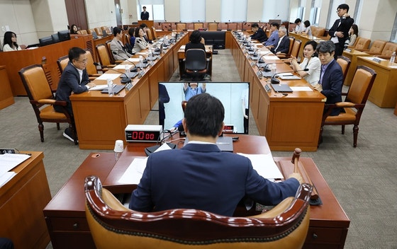 <b>여야</b>, 8월 18일 <b>잠실</b> 투표지 <b>재검표</b> '잠정 합의'…국힘 "날짜 확정은 반...