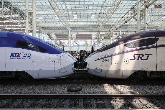 9월부터 KTX·<b>SRT</b> 통합…요금 10% 내리고 운행·좌석 확대