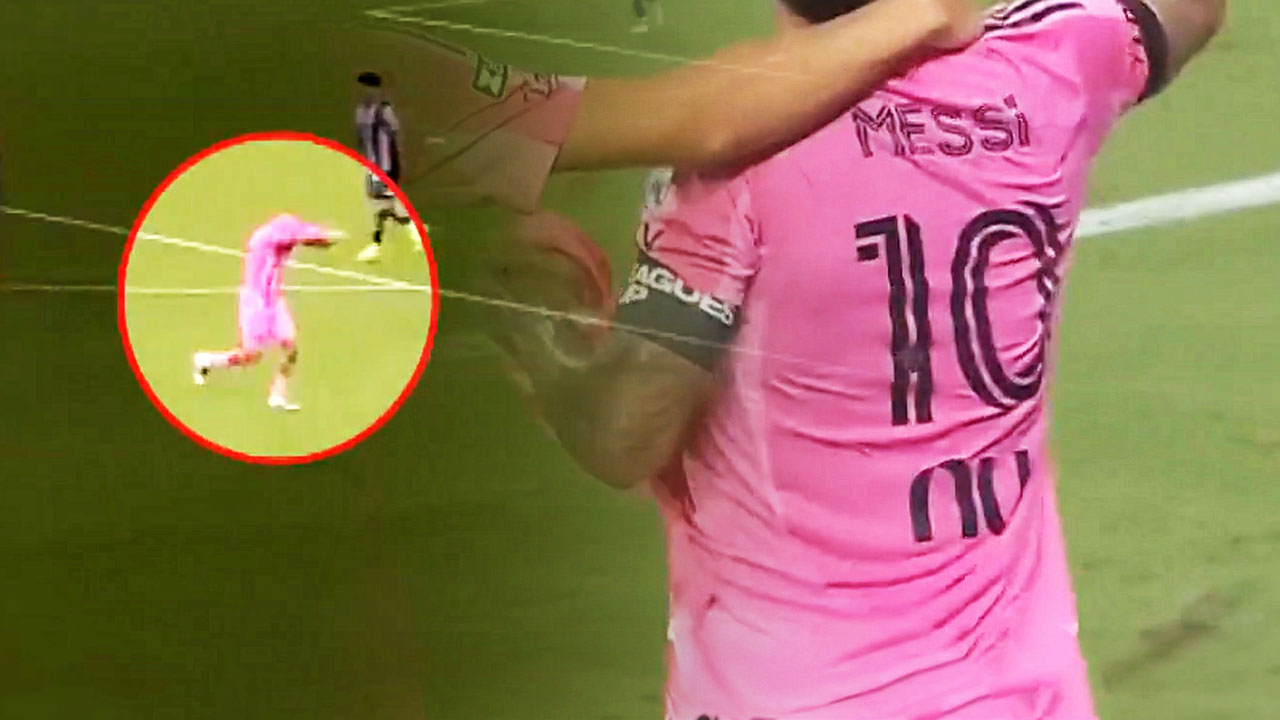 골 넣고 유니폼 벗자 '10번 <b>메시</b>'…<b>부친 호르헤 별세</b> 추모