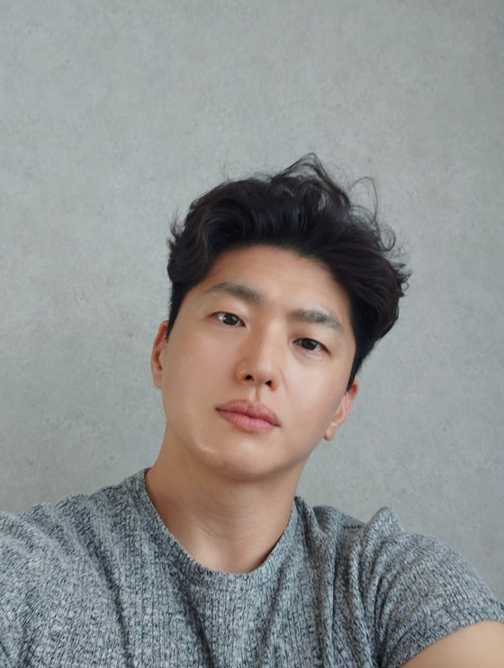 하영 비판한 <b>소재원 작가</b> "내 작품에는 무조건 독립투사 후손 출연"