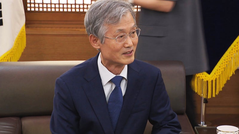 <b>조희대</b>, 새 <b>대법관</b> 2명 <b>제청</b>…청와대와 조율? 의견 분분