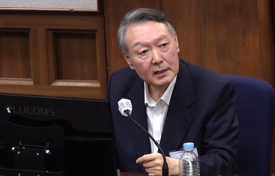특검, '한덕수 <b>재판</b>서 <b>위증</b>' <b>윤석열</b> 2심 벌금1000만원 구형