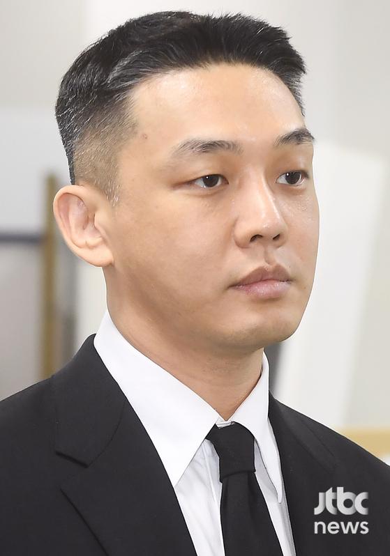 <b>유아인</b>, 빌리언스와 <b>전속계약</b> “활동 재개 우려 무겁게 인식”