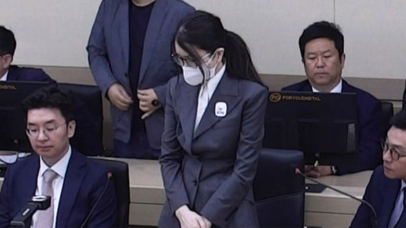"남편 대통령 되고 다 잃어" <b>김건희</b>, 10분간 <b>최후진술</b>