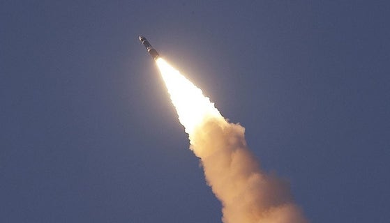 <b>북한</b>, 동해상으로 <b>미상 발사체</b> 발사…탄도미사일이면 8일 만