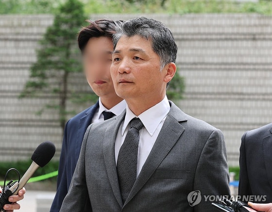 'SM 시세조종' <b>김범수</b>, 항소심도 <b>징역</b> 15년 <b>구형</b>…1심은 무죄