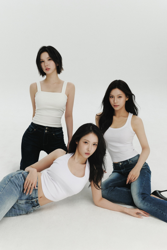은하·신비·엄지, <b>언코어</b>에 새 둥지 "<b>비비지</b> 팀명 사용 합의는 아직"