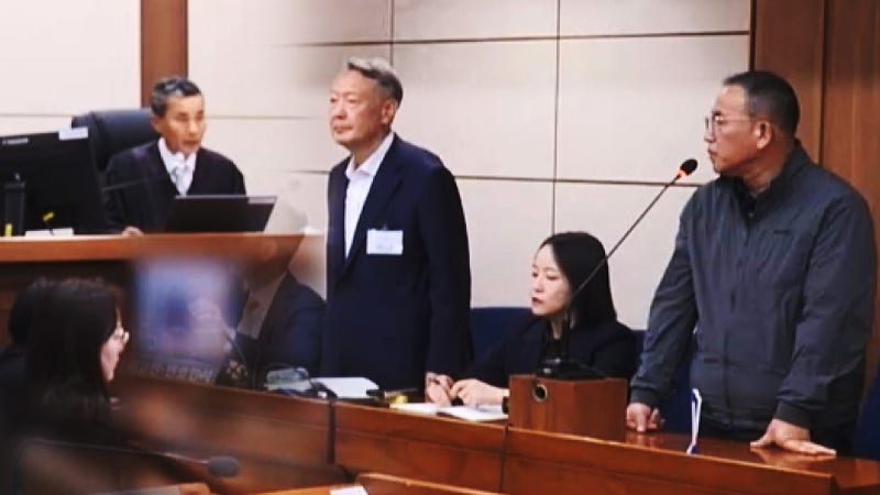 1심 뒤집고 "<b>윤석열 무죄</b>"…명태균에게 받은 건 "조력"
