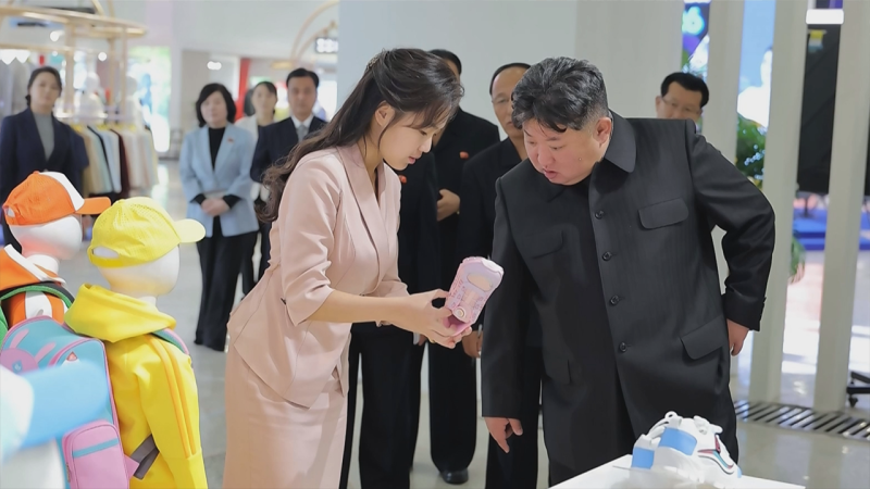 "<b>김정은</b>, 뇌출혈로 사망"?…또 터진 유언비어에 북한 반응은
