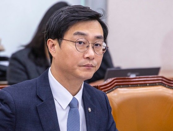 '성추행 혐의 부인·무고 맞고소' <b>장경태</b>, 불구속 상태로 재판에