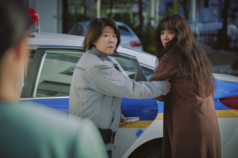 <b>정려원</b>-이정은 '<b>하얀 차</b>를 탄 여자' 마침내 극장 개봉