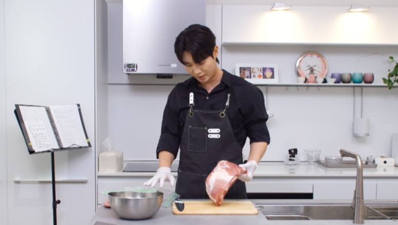 <b>손태진</b>, 가문의 요리 최초 공개 (신상출시 <b>편스토랑</b>)