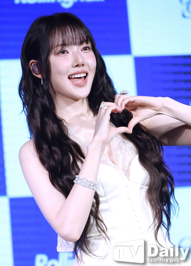 '<b>리치 유</b>' <b>예린</b> "다이어트 안해… 가장 신경 쓴 부분은 미모" 너스레 [T...