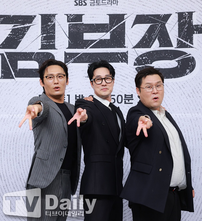 소지섭 '김부장', 20% 돌파 앞두고 <b>박태준</b> '일베 의혹'에 불똥 [이슈&톡...