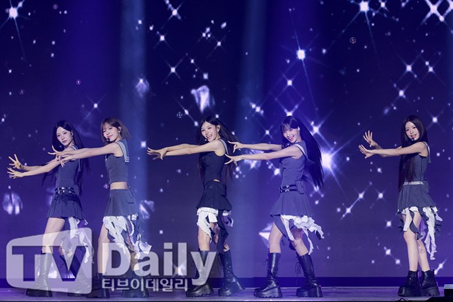 "팬덤 효과" <b>리센느</b>, 8월  <b>브랜드평판 1위</b>