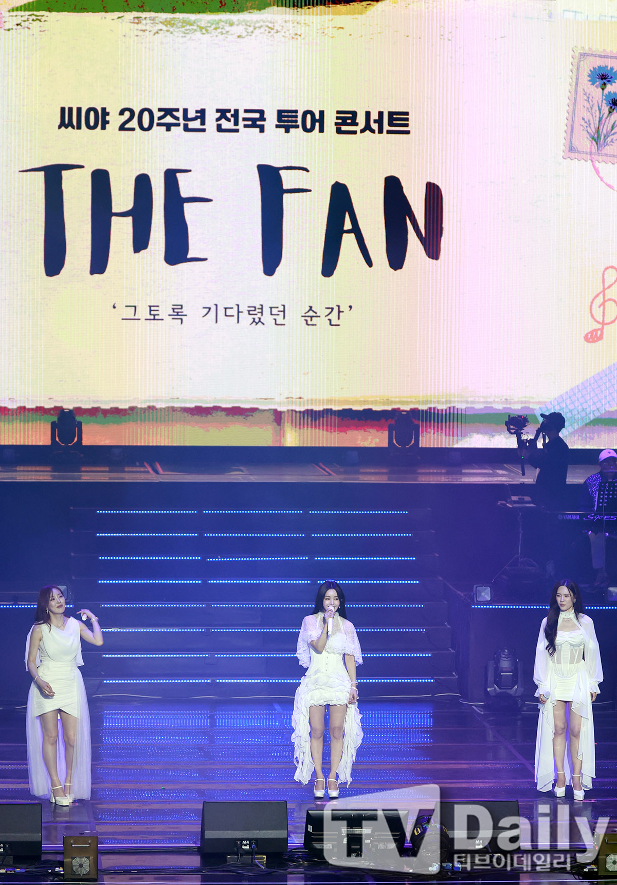 [TD포토] <b>씨야</b>, 2주년 전국투어 <b>콘서트</b> 'THE FAN'열려