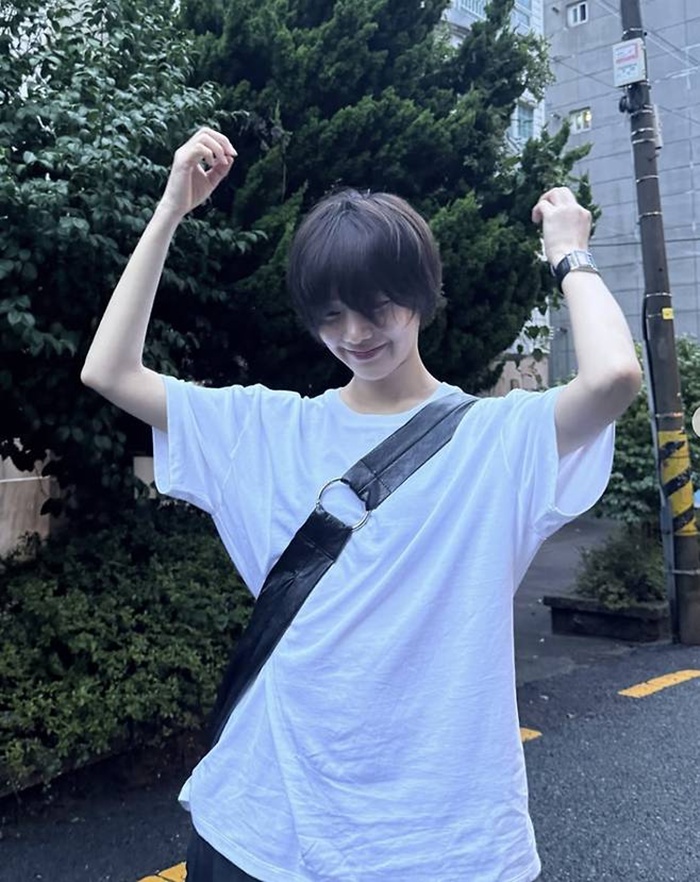 "39살 맞아?" <b>한지은</b>, 데뷔 후 첫 숏컷 변신 '청량美 폭발' [한컷]