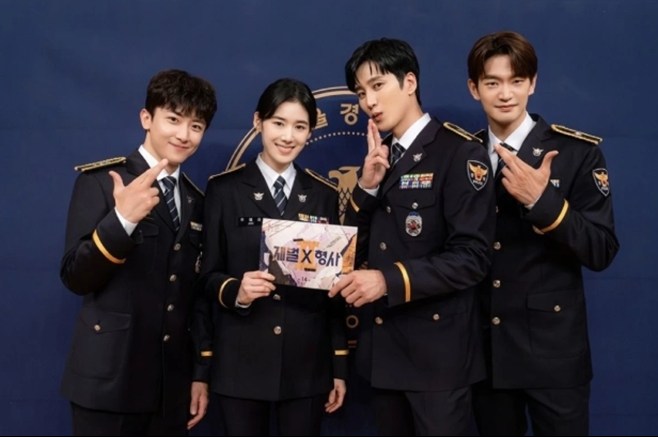 안보현, '재별<b>X형사</b>2' 종영 소감 "진이수처럼 밝아져"