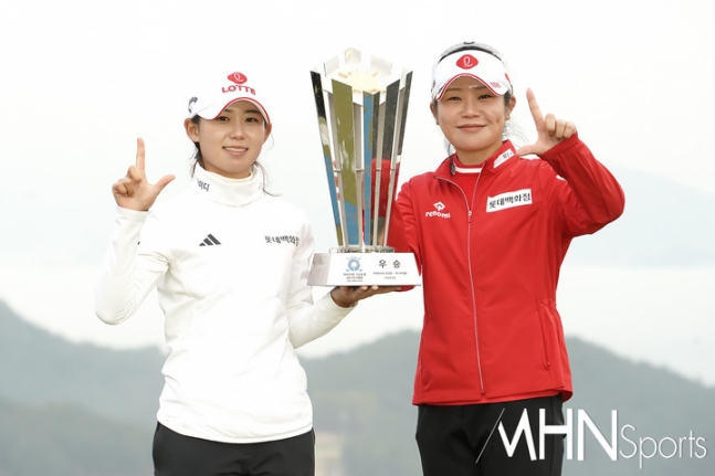 '롯데 단짝' 이소영-황<b>유민</b>, 女골프 구단 대항전 2년 연속 정상.."<b>우승</b>으로 좋...
