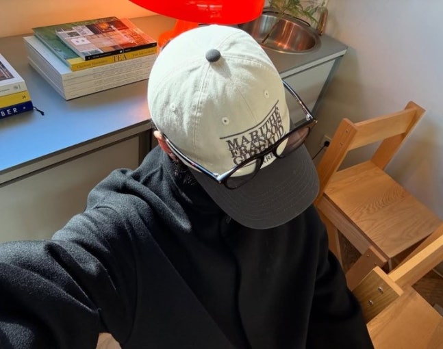 틈틈히 인스타 사진으로 근황을 알려주는 은우님