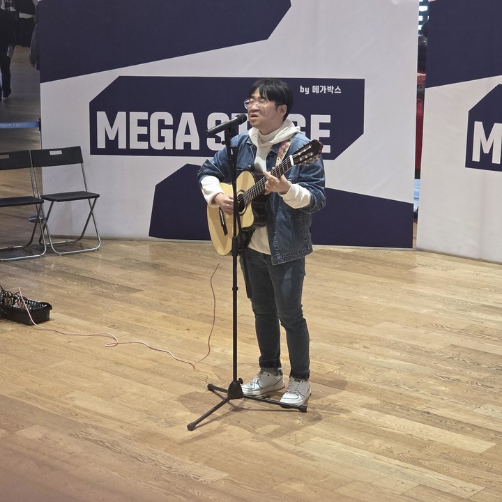 온우주→씨티디<b>루키즈</b>, '메가스테이지'서 존재감 각인