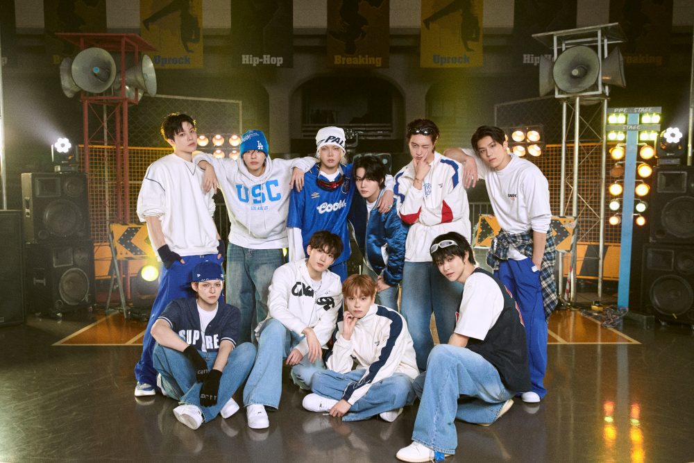 YG LIFE – TREASURE to Release Japanese Versions of 'YELLOW' and