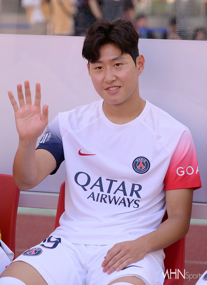 韓 역대 4번째 세리에A 리거 탄생하나..."<b>나폴리</b>, <b>이강인 영입</b> 여전히 관...