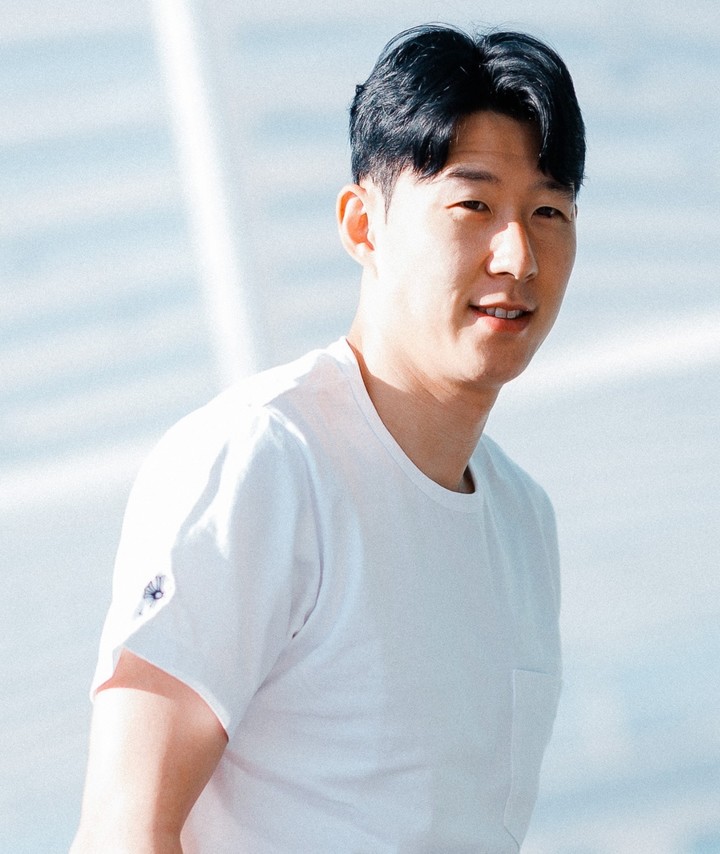 "프랭크 감독, <b>손흥민</b> 리더십에 계속 의지할 것"...SON, 출전 기회 줄어...
