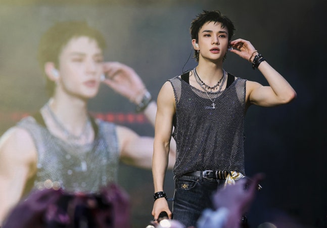 스트레이 키즈, 파리를 뒤흔든 12만 떼창…K팝 역사를 새로 쓰다 | 인스티즈