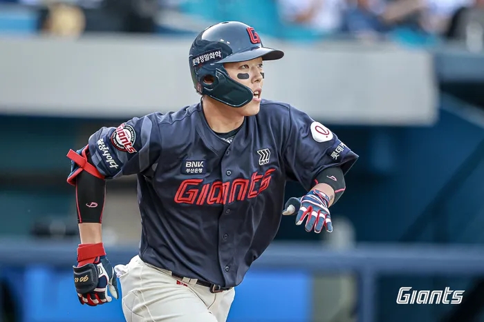 '<b>고승민 4안타</b> 2타점' 롯데, KIA 꺾고 5연패 탈출... 4-3 신승