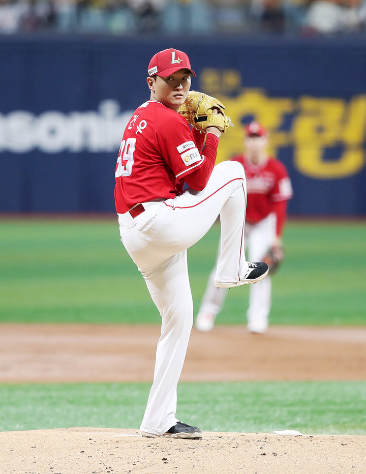 '김광현 대신 <b>김건우</b>' SSG의 <b>승부수</b>... 삼성 가라비토와 준PO 2차전 맞대...