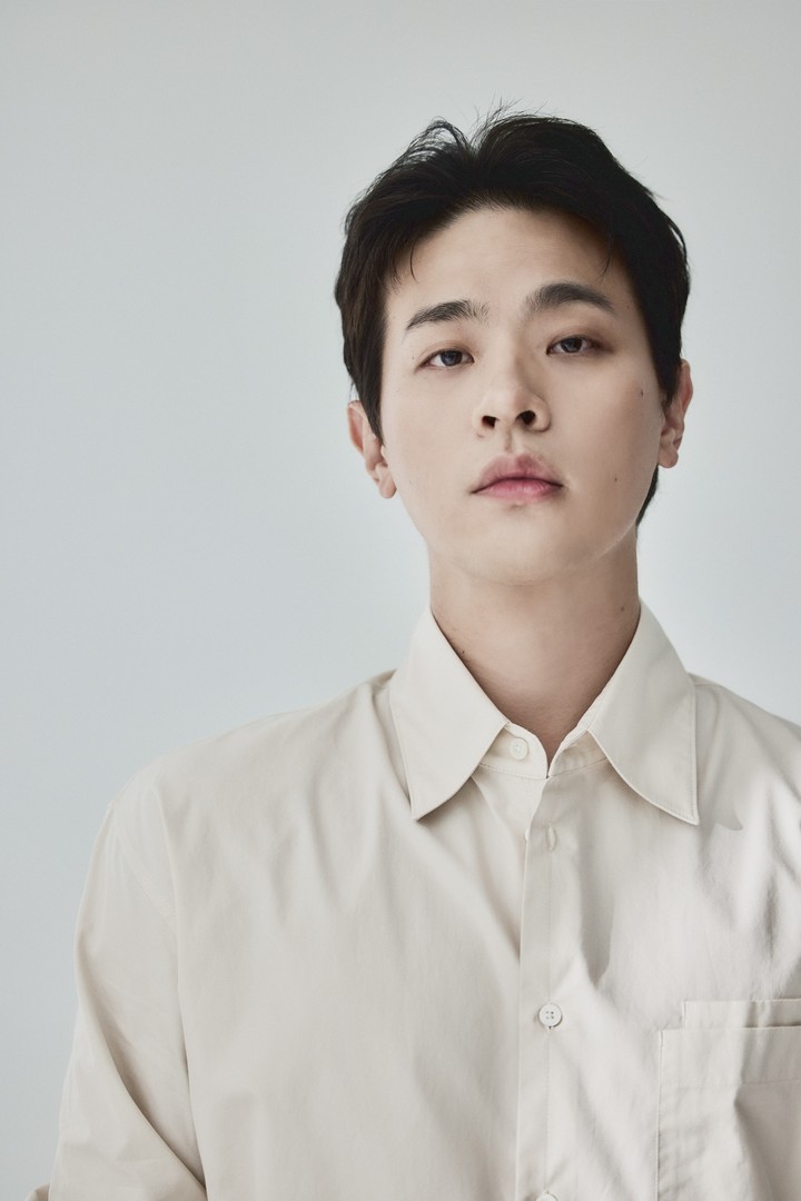 8년 만에 <b>무대</b> 선 <b>박정민</b> "관객 보면 집중 깨져...그래도 계속할래요" [...