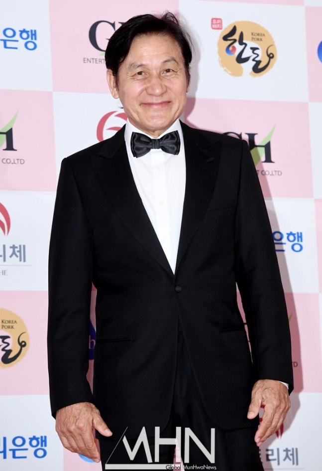 故 안성기 아내, 남편 별세 후 첫 심경… "좋은 남편 돼줘서 고맙다"