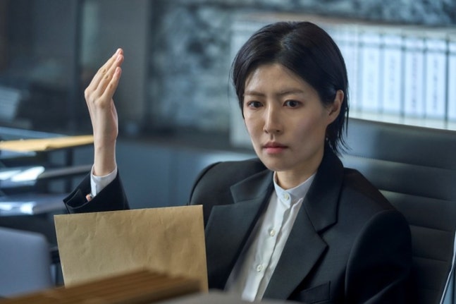 沈恩敬在tvN新劇《在大韓民國成為房主的方法》首演獨特反派尤娜