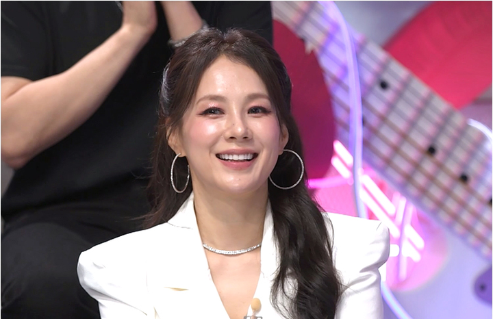 48세 <b>채연</b> "젊음의 비결은 적당한 시술" 쿨한 고백 ('불후의 명곡')