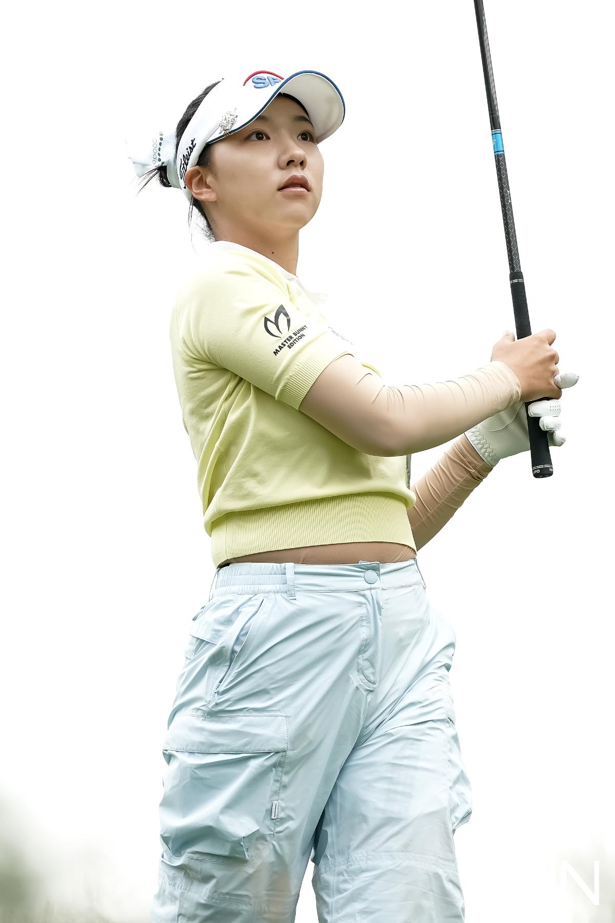 [mhn포토] <b>강민진</b>, 3연속 버디로 우승 도전