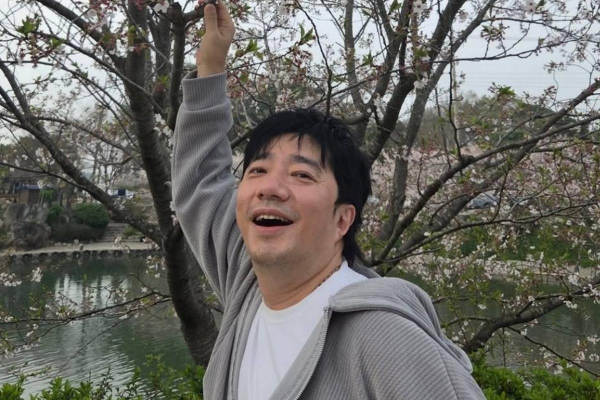 가수 <b>배기성</b>, 父 떠나보냈다...슬픔 속 장례 준비→17일 발인