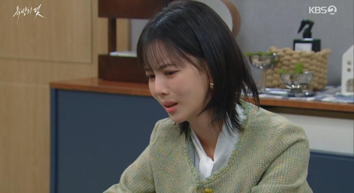 KBS2ドラマ『欲望の罠』で、婚約者の母と向き合うチュ・セビョク演じるカン・ヘラ