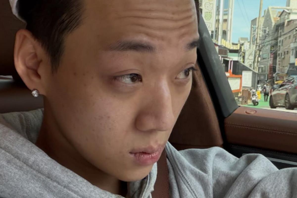 車内で撮影されたラッパーのヤン・ホンウォン