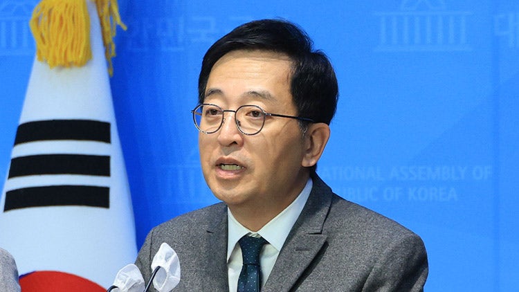 <b>금태섭</b> "총선서 30석 얻겠다"…'새로운선택' 창당대회