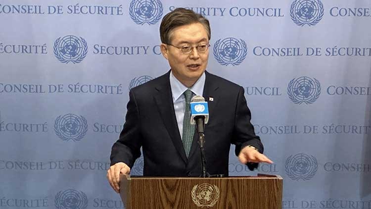 <b>유엔대사</b> "北<b>미사일 우크라</b> 사용, 한국 향한 모의 공격"