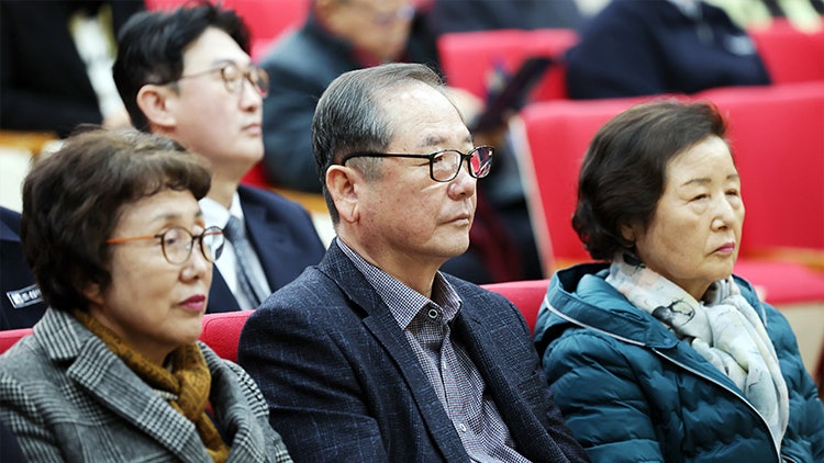 '<b>서울의</b>봄' 故<b>정선엽</b> 병장 유족에 8천만원 <b>국가배상</b> 판결