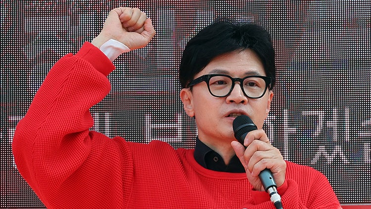 'D-2' <b>한동훈</b>, 수도권 '격전지' <b>유세</b>…인천 계양을도 찾아