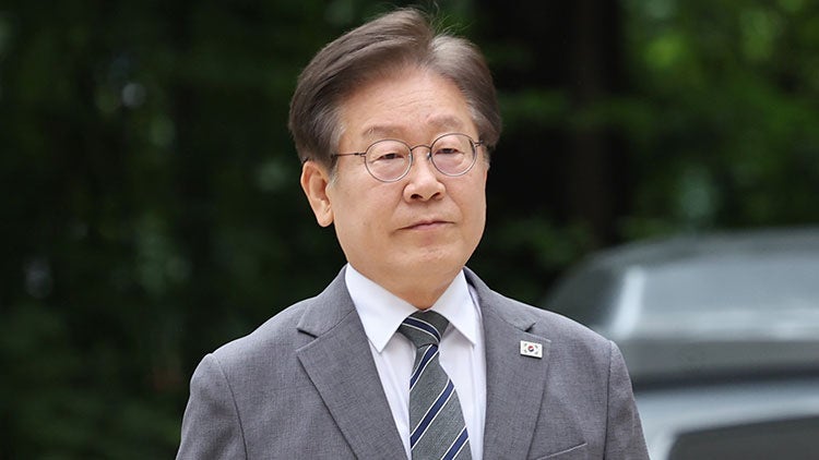이재명, '내일' 연임 출사표 전망…<b>김두관</b>, 오늘 세종에서 <b>출마</b> 선언