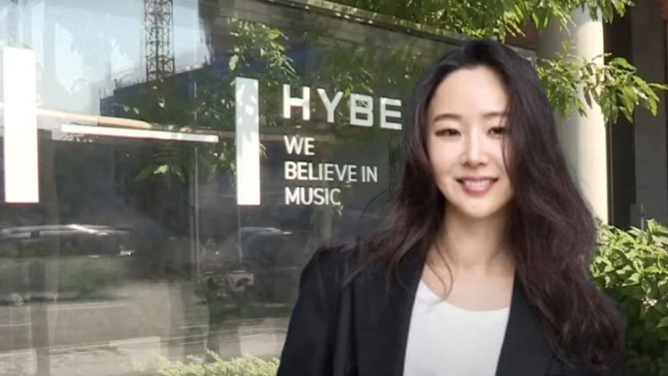 '<b>업무상</b> 배임 <b>혐의</b>' <b>민희진</b> 경찰 출석…민 대표 "배임 말이 안 돼"