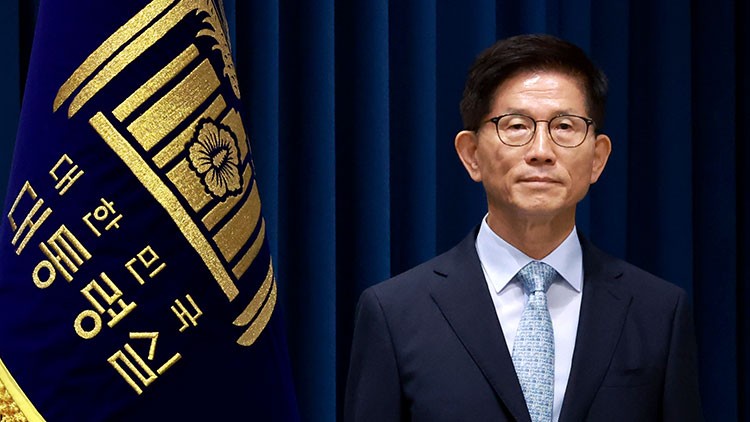 尹대통령, 노동<b>장관</b>에 <b>김문수</b> 경사노위 위원장 <b>지명</b>