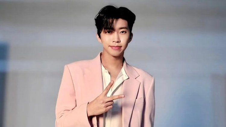 <b>임영웅</b> "벌써 <b>데뷔</b> 8년…팬 덕분에 20대 때보다 더 팔팔"