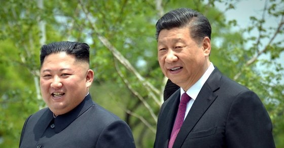 <b>김정은</b>, 중 <b>국경절</b> 맞아 <b>시진핑에</b> 축전…"친선관계 더 발전될 것"