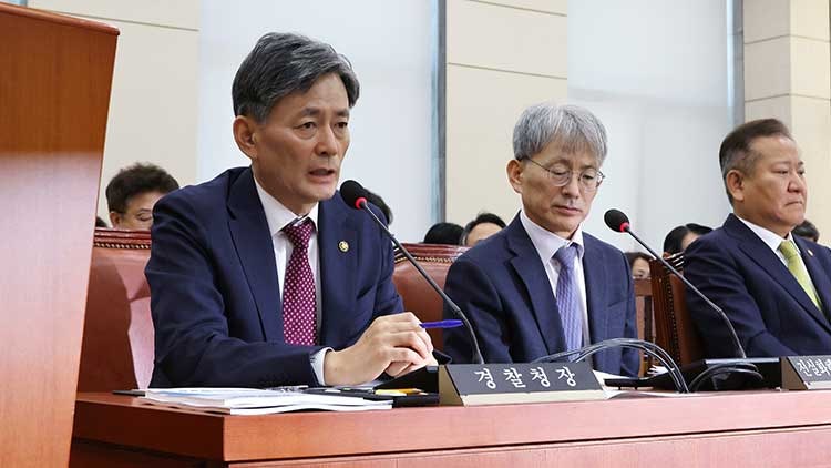 조지호 <b>경찰청장</b> "<b>명태균</b> 의혹 '검찰 수사' 지켜봐야"